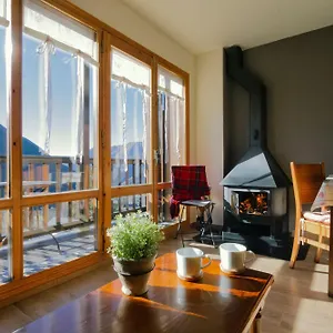 Apartamento La Ginesta 2, De Muntanya, Estación
